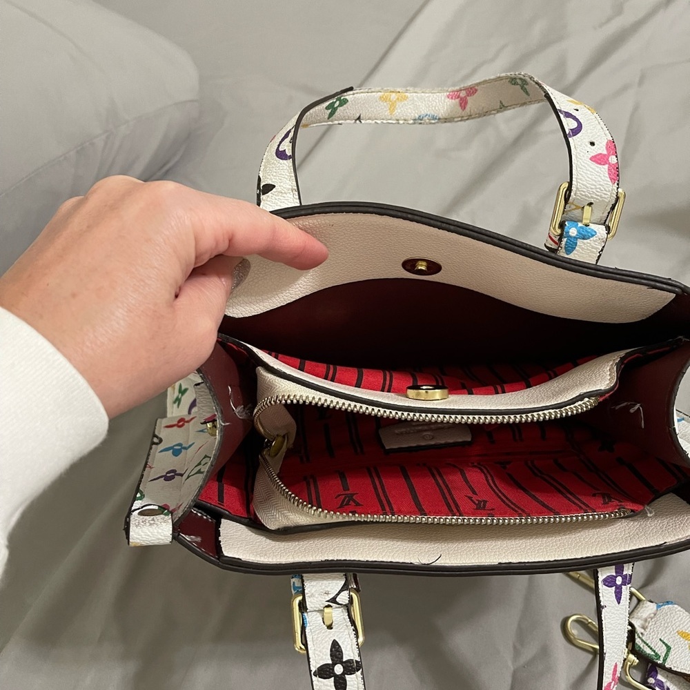 Oh compartments. Handbags